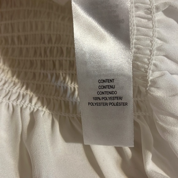 Wayf White smocked poet/ peasant style blouse - Picture 7 of 7